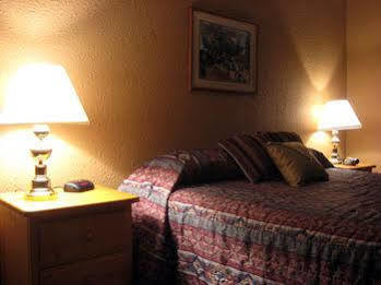 Logan Lake Lodge Εξωτερικό φωτογραφία